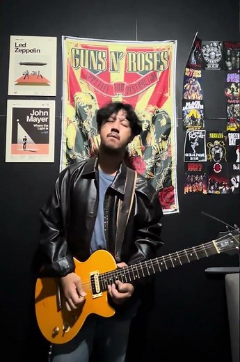 Avenged sevenfold - hail to the king solo