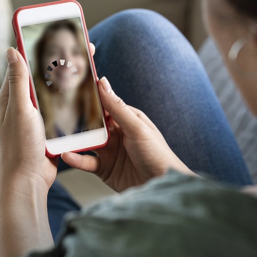 Connect to moments that matter most 💙 Whether it's bonding over a video call🤳 or binge-watching your favourite series 📺, our Fibre deals ensure a smooth and uninterrupted experience. Ready to upgrade? Sign up online now: bit.ly/ConnectedHome_ #ConnectedHome | Telkom