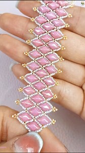 DIY Pink Czech Glass Beaded Bracelet 🩷🩷 | Wedding Decoration Ideas