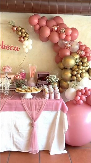 Decoración para primera comunión en rosa. Mesa dulce comunión