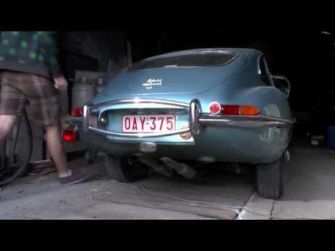 1968 Jaguar E-Type 4.2 Litres 6 In Line (Revving + Idle Sound + Start Up)