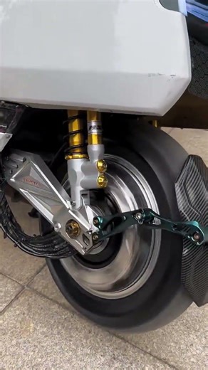 Electric vs Gas Motorcycles A New Era of Performance #electricmotorcycle #subscribemychannel