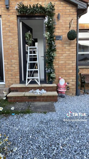 Christmas Front Door Garland Tutorial with Chicken Wire