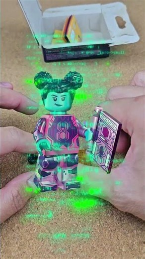 LEGO Glitchy Spiderbyte into the SpiderVerse!