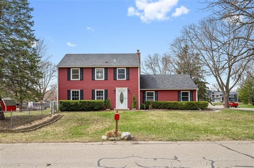 3315 Walnut Grove Ln N, Plymouth, MN 55447 - MLS 6690628 - Coldwell Banker