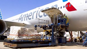 How American Airlines flies 715,000 pounds of cargo every day