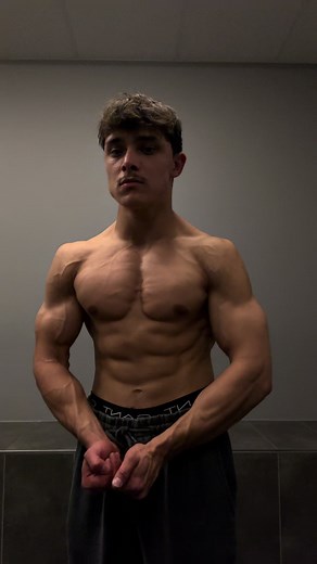 Prime time 😵‍💫 #fyp #viral #gym #bodybuilding #prime