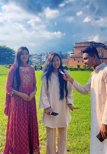 Engaging Street Interview Options with Vlogger Akash