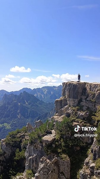 Video di IL7 (@7onlyseven) con destroyer of worlds - Aaron Hibell