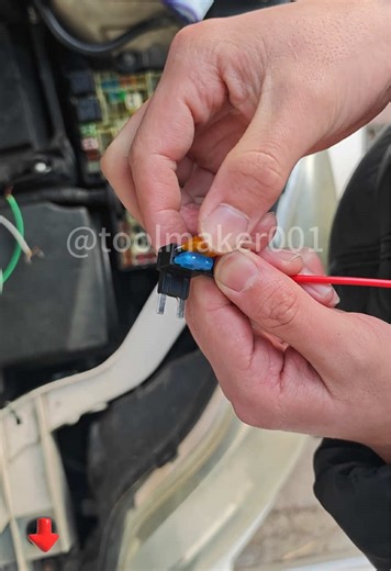 Easy Fuse Tap Connector for Safe Car Light Installation