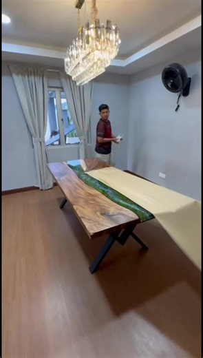 Diorama wood slab table delivery done! #furniture #epoxyresin #woodslab #skovwoodslab #skovkajang