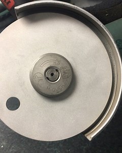 In under 15 seconds you can change a grinder disc with our Metabo’s M-Quick System: It’s an extremely quick, tool-less disc change. Works always and under all conditions: 1. Switch off machine 2. Press red M-Quick spindle button when the disc is near to stopping 3. The Quick adjusting nut loosens automatically by half a turn. ✅✅✅✅✅ #metabo #powertools #tools #grinder #grinding #metalwork #metalworking | Metabo