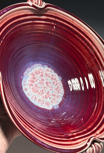 A simple handle bowl.. sometimes in ceramics it’s nice to alter a form because as it goes through the firing process, you would never know if it twisted or warped…😉. #pottery #ceramics #clay #potterythrowing #potterywheel