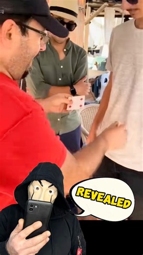 149K views · 2.2K reactions | AMAZING CARD TRICK REVEALED 彩 #magic #magician #tricks #foryou #magictricks | The Mask Magic Tricks Revealed | Facebook