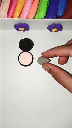 making mini makeup with clay 😊😊😊😊#video #art #diy #trending #diy