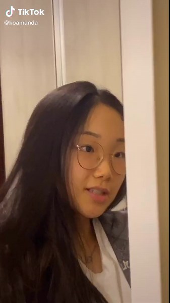 Amanda e seu Namorado: Rotina Escolar Coreana