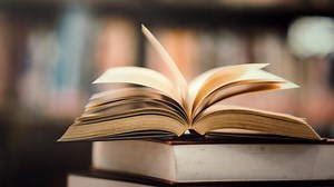 Italian language: how it was born and how it developed. From Florentine to the influence of TV and mobile phones