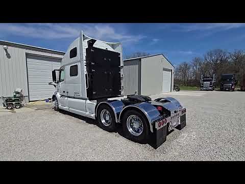 Semi Truck Conversion for Pulling a Spacecraft RV