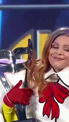 My X Factor audition in September 2015 changed my life 🖤 I release my own music, took part in Eurovision, performed on the biggest stages in Europe and won the Masked Singer Bulgaria. Believe in your dreams! 🥰 #XFactor #xfactoraudition #Bulgaria #Audition #AdeleCover #maskedsinger #Eurovision #esc2021 #ESC #thexfactor #musicjourney #artistsoftiktok #MakedSingerWinner