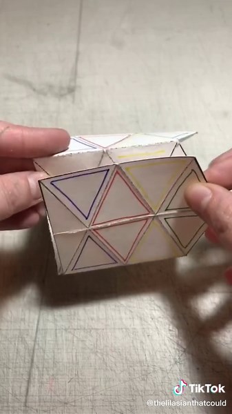 Pt. 2 of how to make 3D Flexigons! Template linked in my bio!