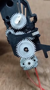 Cool gear mechanism from old printer #electronics #electrical #tech #techno #technology #engineering #printer #mech #mechanicalengineering #gear #experiment #project #circuit #motor #system #instagram #reelitfeelit #fbreels | Science & Engineering