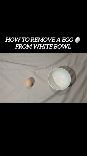 How to remove a egg 🥚 from white bowl #egg #fypシ゚viral #short #how