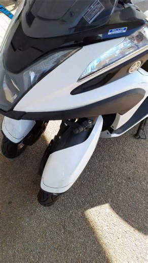 街角のバイク達 #automobile #バイク