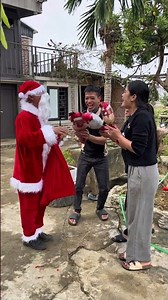 So Much Fun Giving Gifts with Santa Claus 🎅🎁 | Christmas Joy Everywhere #HolidaySeason