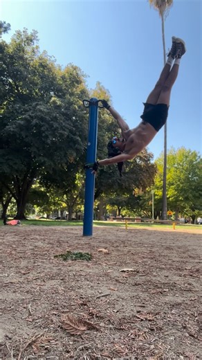 Mev Ince | The human flag 🤸🏼‍♂️ Ultimate pulling strength, pushing power, and of course, core stability. It took weeks of failing and falling, but... | Instagram
