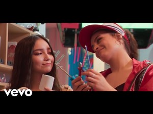 Julia Argüelles, Andrea De Alba - Tu color para pintar (De "BIA: Un mundo al revés")