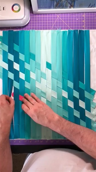 Creating a Turquiose Gradient Starburst | Mx Domestic