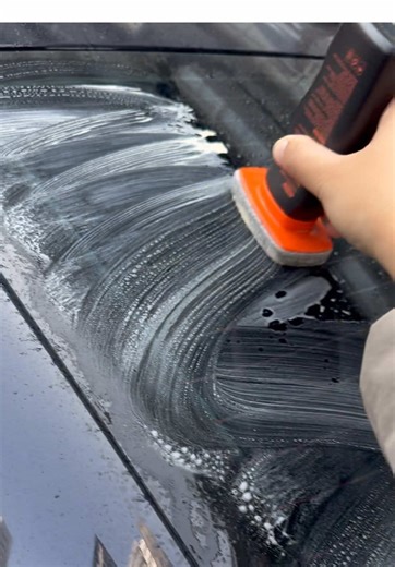 How to Deep Clean Your Car's Foggy Windows