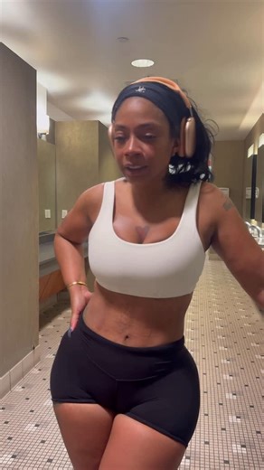 Tasties on Instagram: "Being transparent… my weight has gone up ( Extra 10 pounds)Not because I gave up, but because life shifted. Stress, healing, rest, and real seasons happen. I’m not hiding it, I’m honoring where I am. Progress isn’t always loss — sometimes it’s learning your body again. Still showing up. Still loving me. Still moving forward.🧡"