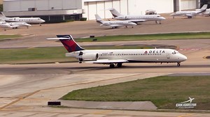 11 reactions | Boeing 717 Landing Love Field | Erik Johnston Photography / Videography | Facebook