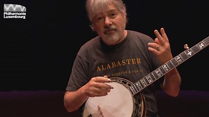 34K views · 429 reactions | This February, the Philharmonie is immersed in the world of strings! Just before his concert last Friday, banjo virtuoso 歹 and multiple Grammy Award winner Béla Fleck graciously introduced us to his unique instrument and to the world of Bluegrass music. Watch him demonstrate virtuosic banjo playing techniques, explore various sounds, and more!  | Philharmonie Luxembourg | Facebook