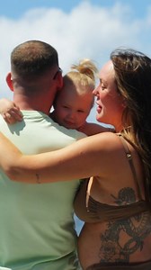 25K views · 96 reactions | Non riusciamo a smettere di ridere per l'imitazione dei delfini di @charlottecrosby!   Geordie Stories: #CharlottesNewBaby è in streaming ORA in esclusiva su @paramountplusit! #GeordieShore | MTV Italia | Facebook