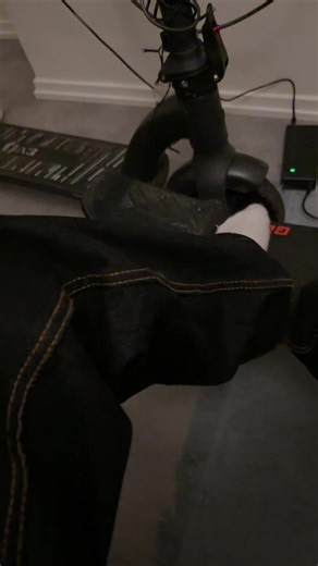 E-Wheels-FR4NK-_- (@ewheelsfr4nk_)s videor med originalljud - E-Wheels-FR4NK-_-