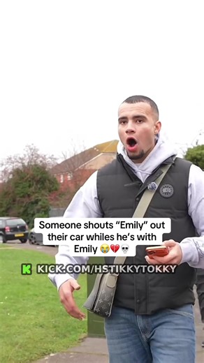 Someone shouts “Emily” out their car whiles he’s with Emily 😭💔💀 #hstikkytokky #kickclips