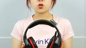 罗技G331游戏耳机，柔软舒适皮革耳罩