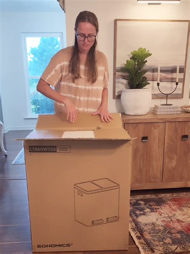 New home upgrade that I didn’t know I needed until now. This dual bin trash can makes sorting trash and recycling so much easier and honestly looks way better than my old one. I love how clean and organized everything feels with two separate compartments. The design is sleek, simple, and actually fits the vibe of my kitchen. It’s one of those small swaps that makes daily life feel more put together. #momlife #organizedhome #kitchengadgets