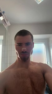 Contact List: Lioron, Nazkeneskievaa, Maia Sanikidze, Sara Nacouzi
