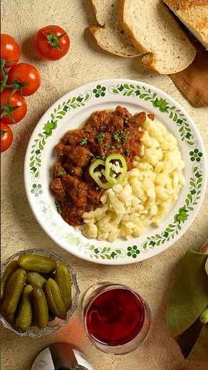 Sertéspörkölt szaftosan recept | Nosalty