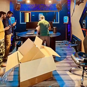 1.2K views · 41 reactions |  Unboxing Avid S1 + Avid Dock  instagr.am/keshavkundal ▶️ avid.com/s1 #studiolife #avid #unboxing #mixing #mix #avids1 #aviddock #recording #protools | Avid | Facebook