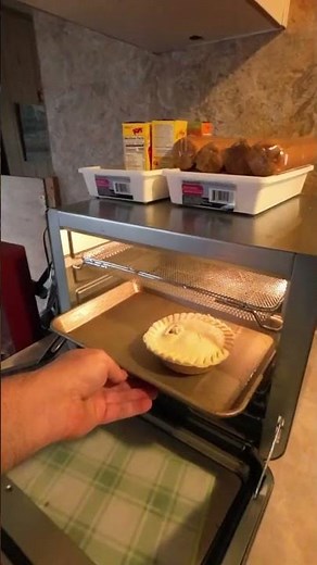 Marie Calendar's Chicken Pot Pie in air fryer