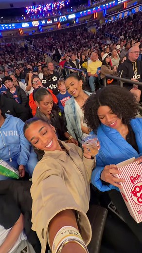 your favorite wag is officially back!! | wag