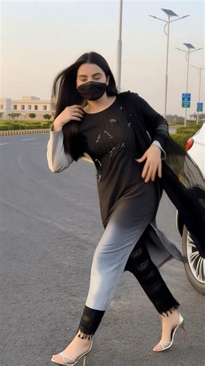 Black & White Elegance 🖤🤍 | Stunning Outfit Walk | UK Fashion Vibes #Shorts #youtubeshorts #viral