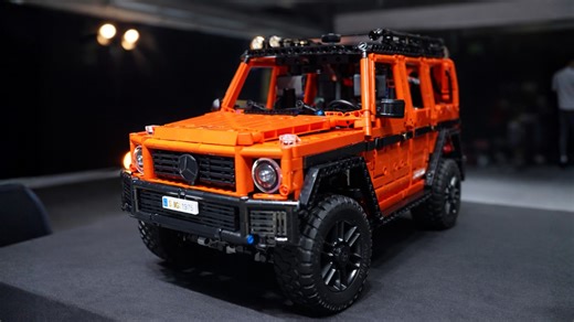 Lego Technic Mercedes G Wagon build review