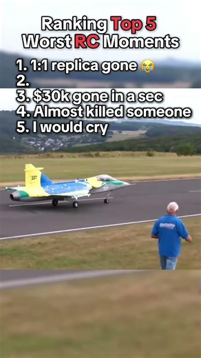 Worst RC moments o f #planes#rcplane #radiocontrol #aviation#planecrashes