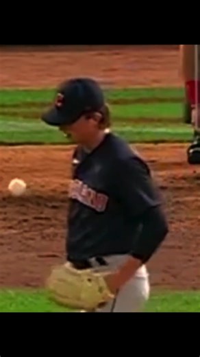 Pitcher accused of cheating via his hair, a breakdown | rosin baseball