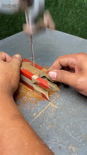 Simple trick scroll saw 3D 🪚 #woodworking #woodscraft #tipsntricks #diy #satisfying #shortvideo